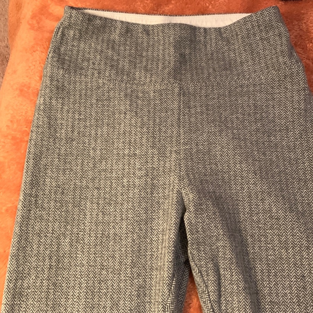 Express Heather Gray XS Petite Fleece Patterned Cropped Leggings